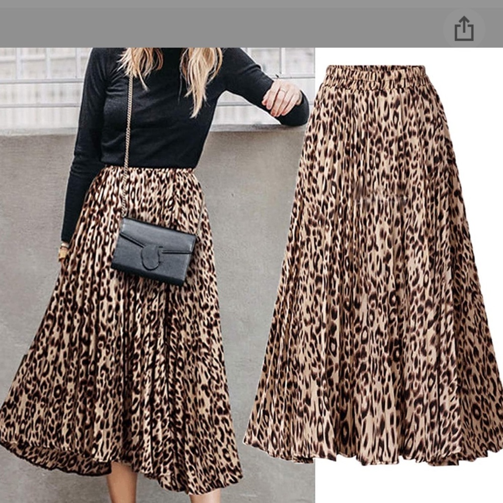 Pleated midi leopard skirt Size L
